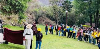 Turistas llegan a las Grutas de Tziranda esta Semana Santa