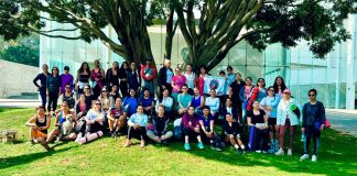 Cien personas asisten a sesión de yoga gratuita en el Ceconexpo