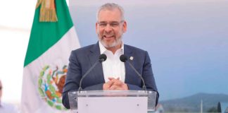 El 99.9 % de los docentes michoacanos recibe pago con tarjeta: Bedolla