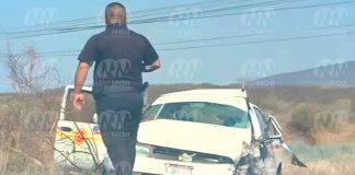 Dos mujeres heridas en choque de taxi y camioneta en Las Majadas