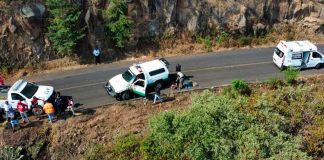 Fallece una joven automovilista al caer a un barranco en Tzintzuntzan