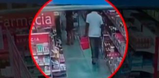 #VIDEO | Captan a hombre acosando a una mujer en el supermercado en #México