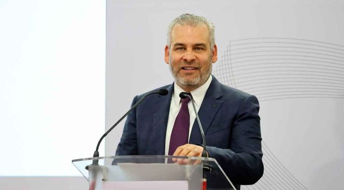 Agradece Bedolla a Sheinbaum impulso para que Michoacán sea motor del desarrollo del Pacífico