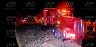 Asaltan y abandonan camión aguacatero en la Autopista de Occidente