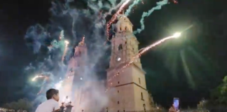 #VIDEO | “Mamma Mia”, la canción que iluminó esta noche nuestra imponente Catedral
