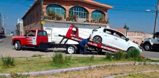 Policías hallan auto robado tras atender reporte de disparos en Singuio, Álvaro Obregón