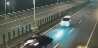 #VIDEO | ¡En plena carretera! Auto en sentido contrario causa aparatoso accidente