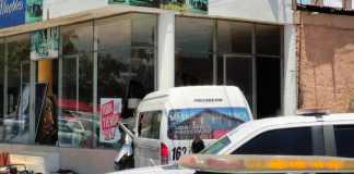 #VIDEO | Infarto al miocardio, la causa del deceso del chofer de la combi accidentada en el libramiento de Morelia