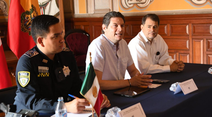 Llama Alfonso Martínez a Policía Morelia a trabajar en un solo equipo