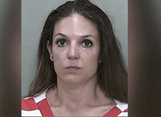 Enfermera es arrestada por abuso sexual contra su hijastro de 15 años