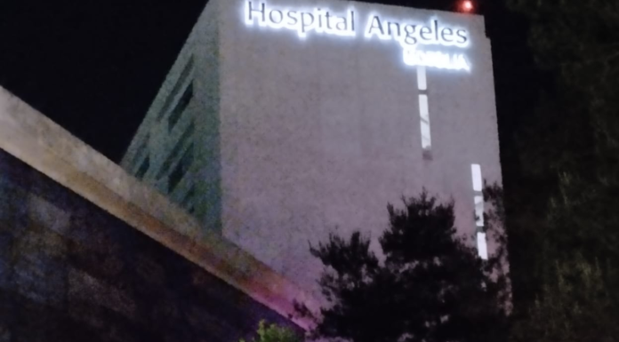 #VIDEO | Hombre llega a hospital con una mano destrozada por estallido de granada