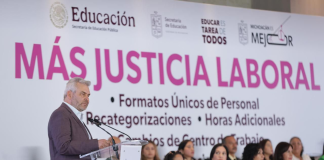 En gobierno de Bedolla, maestras y maestros en primer lugar de atención
