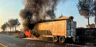 #Seguimiento #VIDEO | Se incendia tráiler en la autopista México – Guadalajara