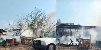 Sofocan incendio en lote baldío de Apatzingán