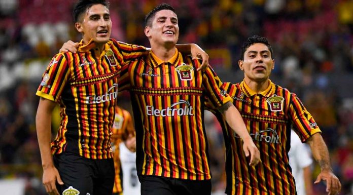 Leones Negros remonta y elimina a Atletico Morelia en semifinales del Clausura del 2025