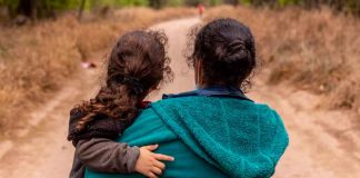 Madres migrantes mexicanas en EE.UU, invisibles, vulnerables y sin cifras oficiales que respalden su lucha