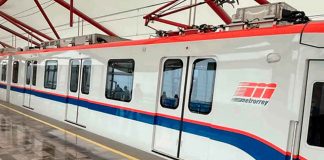 ¡Cuidado! Dan pinchazo a abuelita en el metro de Monterrey, para robarle su pensión