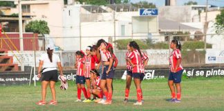 Muere joven futbolista durante final femenil en Lázaro Cárdenas