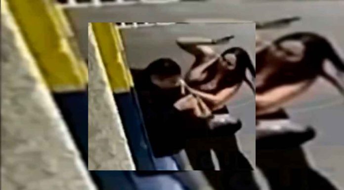 #VIDEO || Se le volteó la tortilla: mujer persigue, enfrenta y golpea a su acosador en #México