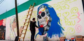 Colores que transforman; artistas urbanos crean mural en Paso Catrinas