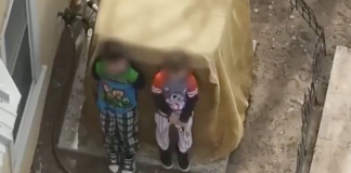 #VIDEO | Policía utiliza munición no letal para desarmar a dos niños que tenían una pistola cargada