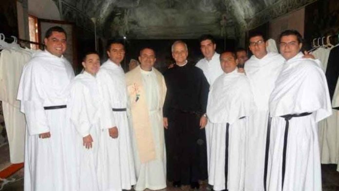 papaleonmorelia
