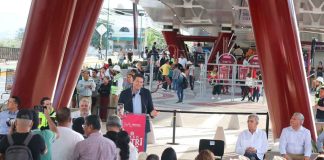 Celebra Alfonso Martínez, construcción del Paso Catrinas en Villas del Pedregal