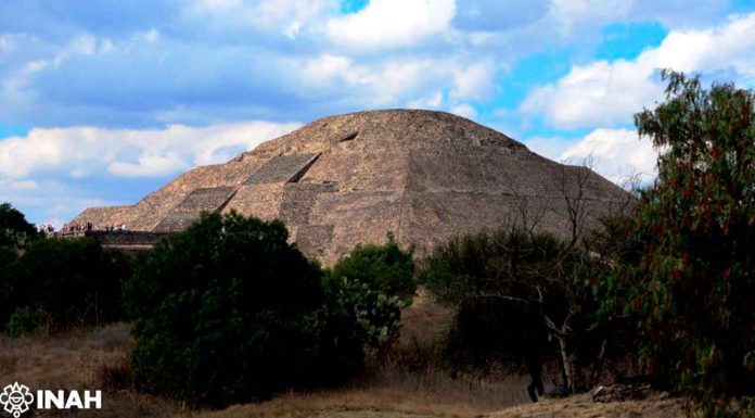 La Zona Arqueológica de Teotihuacan permite nuevamente el ascenso a la Pirámide de la Luna