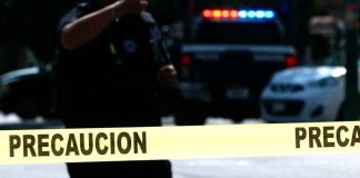 #EnMéxico: Madre entrega a su hijo adolescente, acusado de matar a otro menor