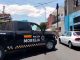 #VIDEO #AlMomento | Joven es baleado en la colonia obrera por sujetos a bordo de un auto