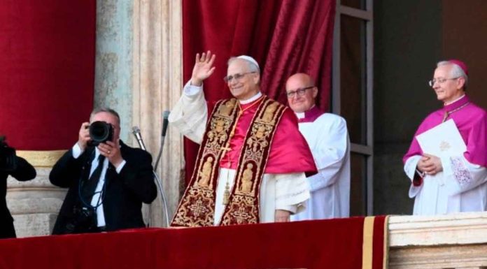 #VIDEO | Robert Francis Prevost nuevo Papa de iglesia católica, se llamará León XIV