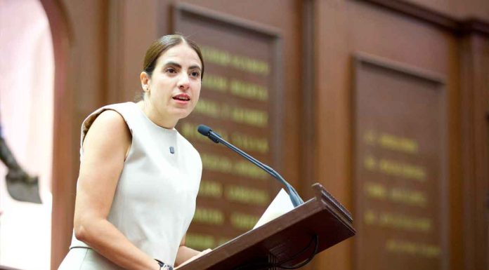 Giulianna Bugarini presenta iniciativa para romper con la misoginia entre mujeres