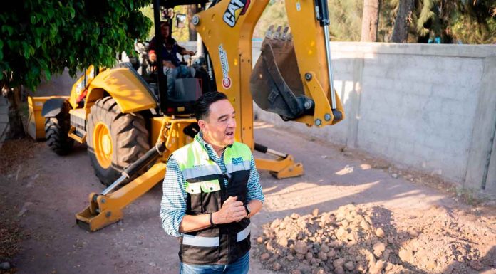 Carlos Soto lleva obras a cada rincón de Zamora: da banderazo de arranque en Romero de Torres