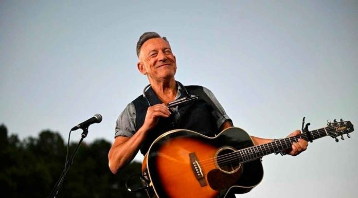 Trump arremete contra Springsteen y Taylor Swift por sus posturas políticas