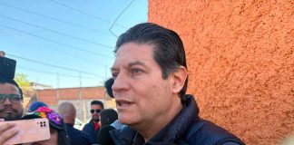 Advierte Alfonso Martínez que funcionarios que descuiden su trabajo serán cesados