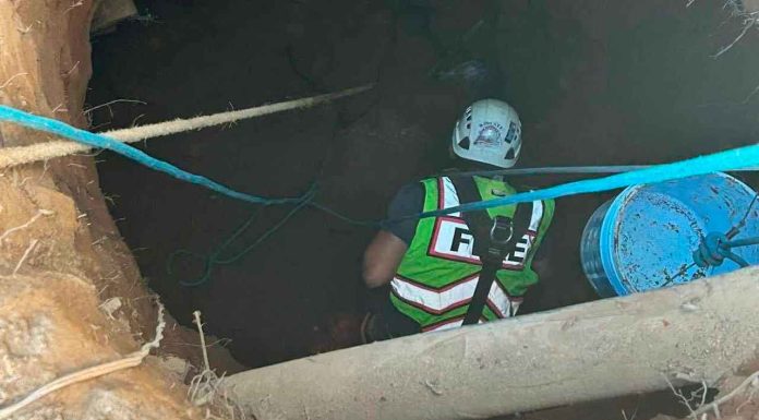 Muere 1 de los 2 hombres que estaban atrapados dentro de pozo de agua en Opopeo