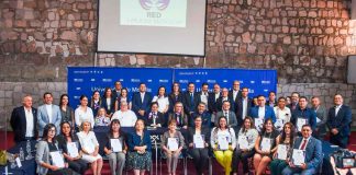 Red Juntos por Michoacán entrega a docentes el reconocimiento “Mérito a la Excelencia Educativa”