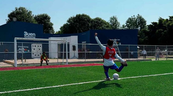 Justo Sierra gana en penales y obtiene pase a la Fase Estatal del Futbolito Bimbo Zamora 2025