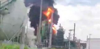#Video | Incendio suspende operaciones en refinería de esmeraldas