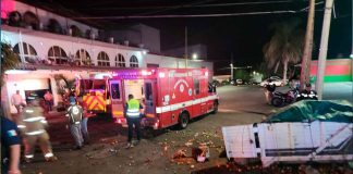 Aparatoso choque múltiple deja 5 lesionados, en la colonia Emiliano Zapata de Uruapan