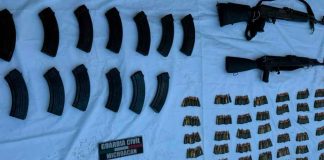 Detenidos 2 hombres en Apatzingán con fusiles y explosivos: SSP