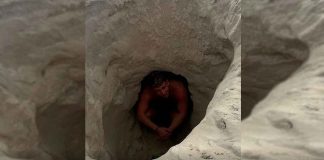 #VIDEO || Insólito rescate playero en Copacabana: un turista británico cava su propio problema