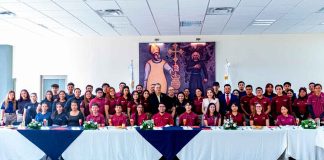 Ustedes son nuevos liderazgos a los que tenemos que impulsar, señala Yarabí Ávila ante estudiantes de Seguridad Pública