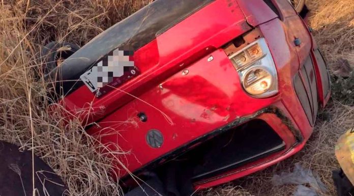 Vuelca auto en la Morelia-Pátzcuaro; hay 1 herido