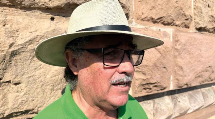 Niega líder del STASPE tener plazas a la venta