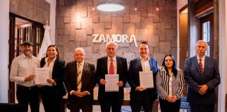 Carlos Soto firma convenio con COESAMM para fortalecer atención médica en Zamora