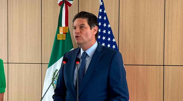 Alfonso Martínez fortalece comunicación con comunidad migrante en Estados Unidos