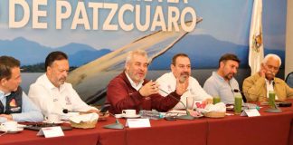 Con estrategia integral, avanza rescate del lago de Pátzcuaro: Bedolla
