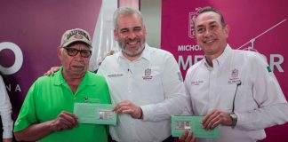 Sin contratiempos, emisión de visas del programa estatal Refami: Bedolla