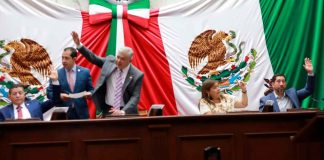 Convoca Congreso a proponer merecedores a la Condecoración “Suprema Junta Nacional Americana”, 2025